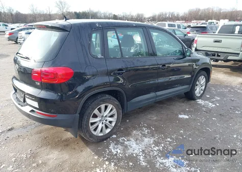 2018 Volkswagen Tiguan Limited 2.0T from USA, damaged, VIN WVGAV7AX2JK001596